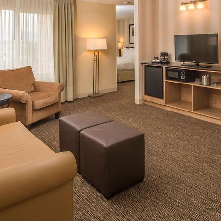 Doubletree By Hilton Portland - Бивертон Экстерьер фото